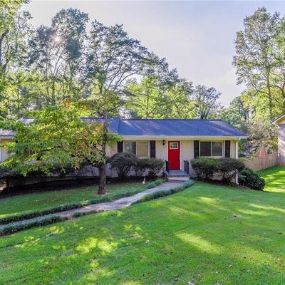 4323 Autumn Hill Dr, Stone Mountain, GA 30083