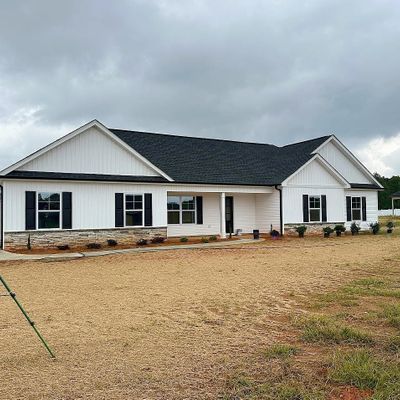 433 Cherokee Creek Rd, Gaffney, SC 29341