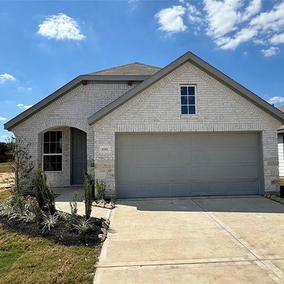 4342 Maple Root Lane, Pinehurst, TX 77362