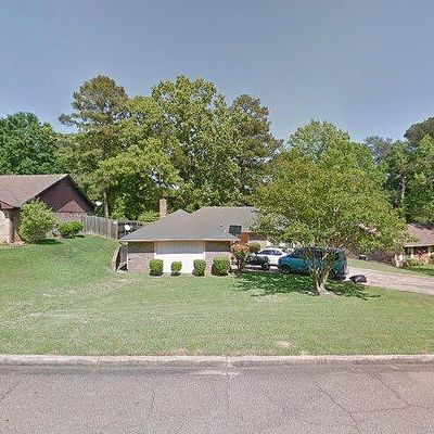 436 Cedarwood Dr, Jackson, MS 39212