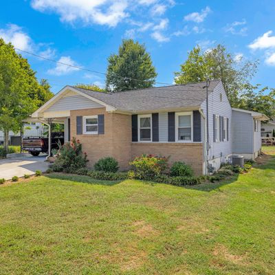 445 Carroll Dr, Harriman, TN 37748