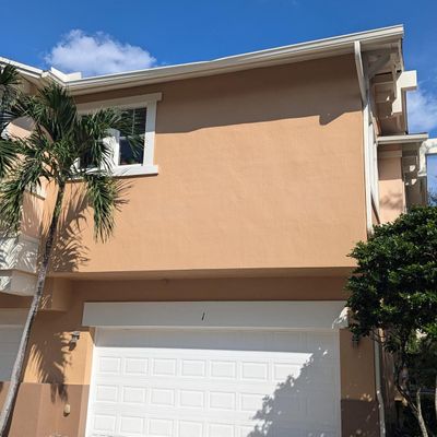 450 Amador Ln, West Palm Beach, FL 33401