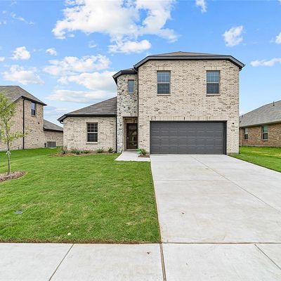 540 Meadow Run Drive, Van Alstyne, TX 75495