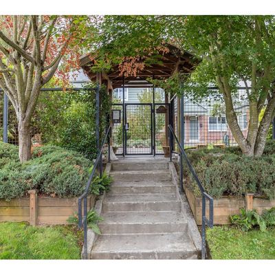 5405 Ne 10th Ave, Portland, OR 97211