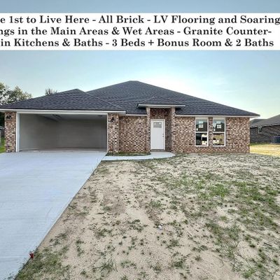 5442 Lee Farm Blvd, Crestview, FL 32536