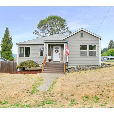 545 N Willamette St, Sutherlin, OR 97479