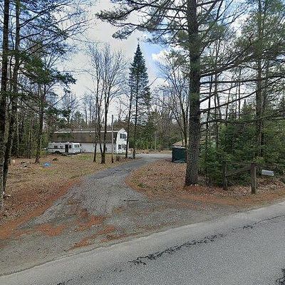 552 Oak Pond Rd, Skowhegan, ME 04976