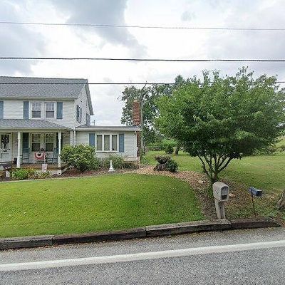 5555 Thoman Dr, Spring Grove, PA 17362