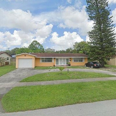 560 Nw 46 Th Ter, Plantation, FL 33317