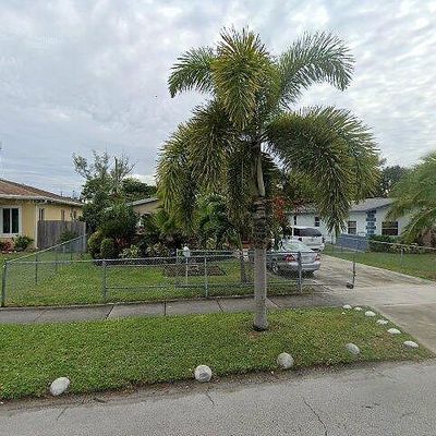 5610 Mayo St, Hollywood, FL 33023