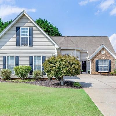 5610 Chinook Ct, Flowery Branch, GA 30542