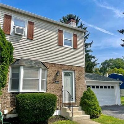 5625 Wedge Ln, Allentown, PA 18106