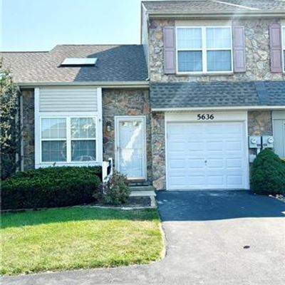 5636 Stonecroft Ln, Allentown, PA 18106