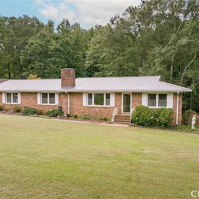 566 Pine Valley Dr, Royston, GA 30662