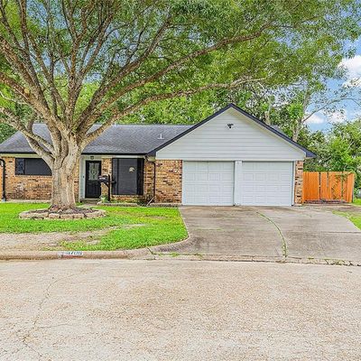 5706 Groveton Ln, Pearland, TX 77584