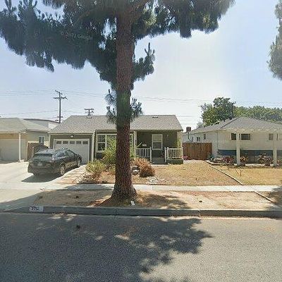 5712 Oliva Ave, Lakewood, CA 90712