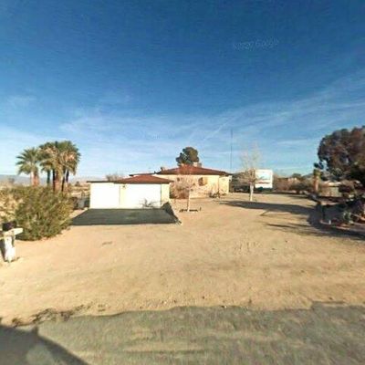 5797 Adobe Cir, Twentynine Palms, CA 92277