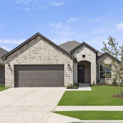 581 Silver Springs, Lavon, TX 75166