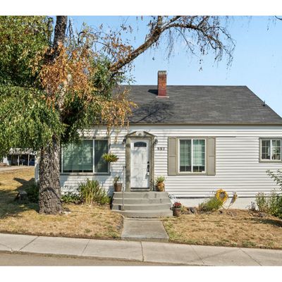 582 Ne D St, Willamina, OR 97396