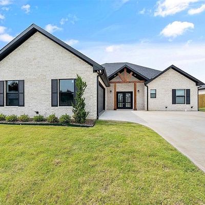 584 Imagine Road, Lindale, TX 75771