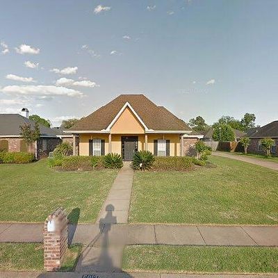 5913 Bocage Dr, Alexandria, LA 71303