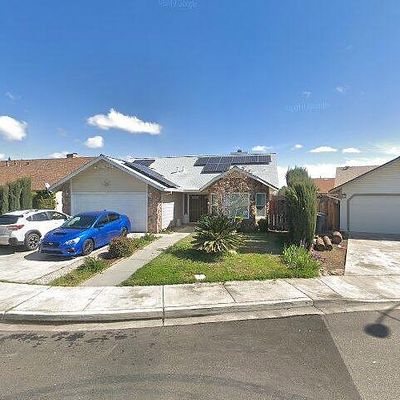 5912 Carnwood Dr, Riverbank, CA 95367