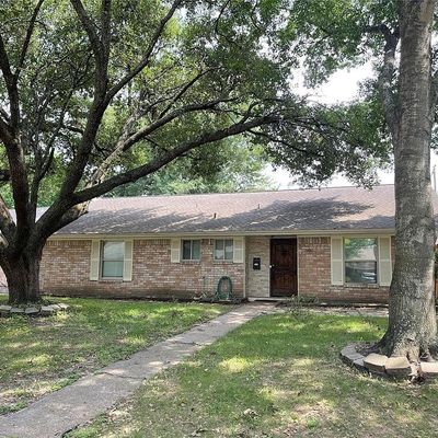 5931 Reamer St, Houston, TX 77074