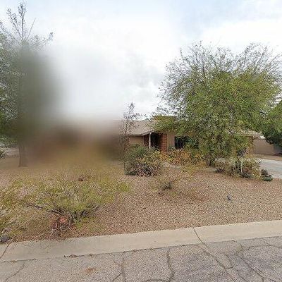 5935 E North St, Tucson, AZ 85712