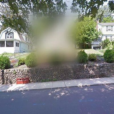 597 Cooke St, Waterbury, CT 06710