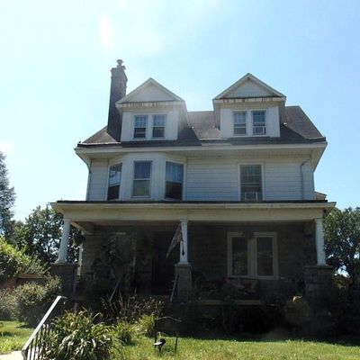 60 W Plumstead Ave, Lansdowne, PA 19050