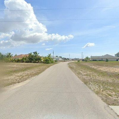 601 Nw Douglas Pkwy, Cape Coral, FL 33993