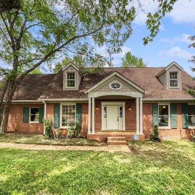 601 S Riverbend Ct, Nashville, TN 37221