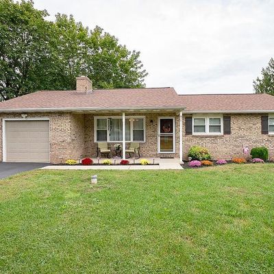 51 Winding Rd, Boyertown, PA 19512