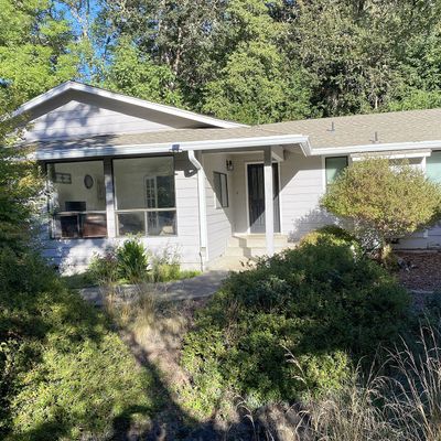 515 Thora Circle Dr, Winchester, OR 97495