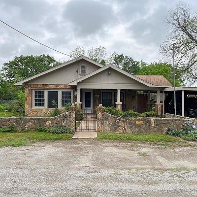 52 Lamar St, Santo, TX 76472