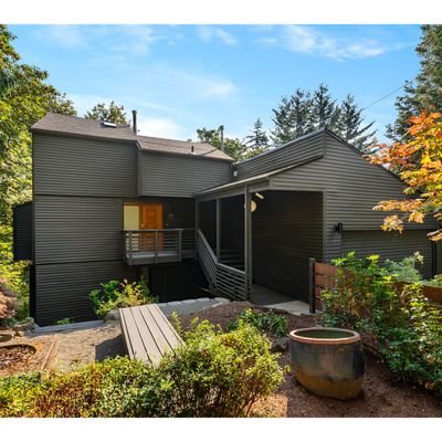 5220 Sw Northwood Ave, Portland, OR 97239