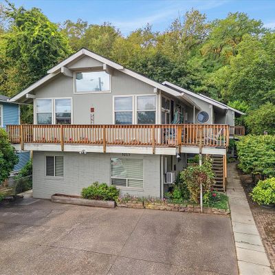 5221 Sw View Point Ter, Portland, OR 97239