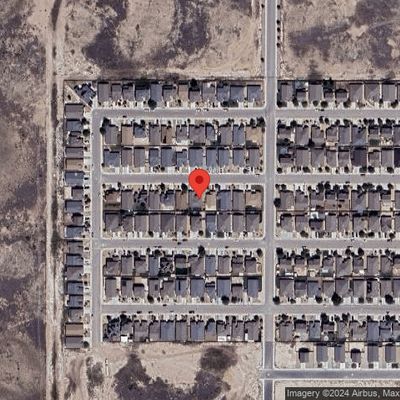 5221 W Dark Horse Rd, Hobbs, NM 88240