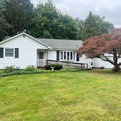 5228 Exeter Rd, Erie, PA 16509