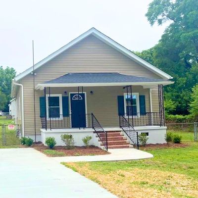 523 W White St, Chester, SC 29706