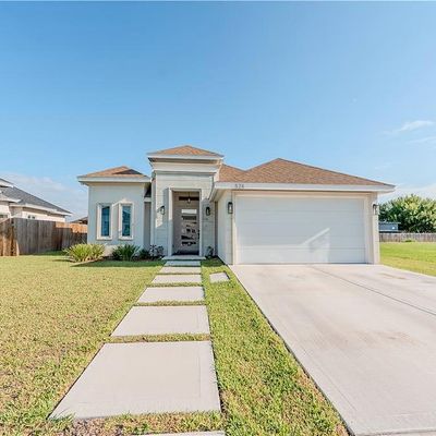 526 Country Club Dr, Alamo, TX 78516