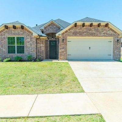 527 Cornerstone Rd, Lindale, TX 75771