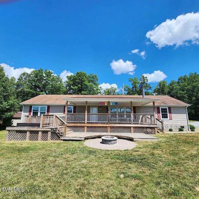 5273 Rose Ridge, Clintwood, VA 24228