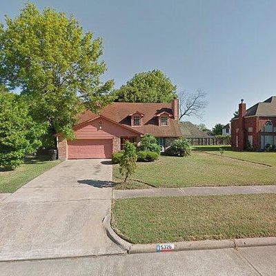 5326 Oak Cove Dr, Houston, TX 77091