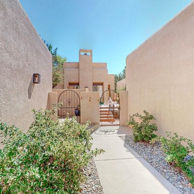 6464 Monte Serrano Ne, Albuquerque, NM 87111