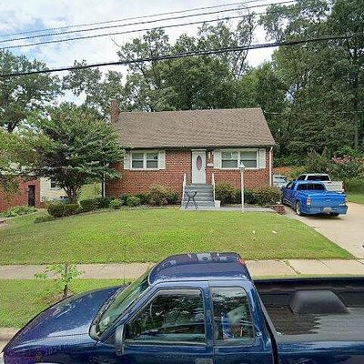 6510 Inlet St, New Carrollton, MD 20784