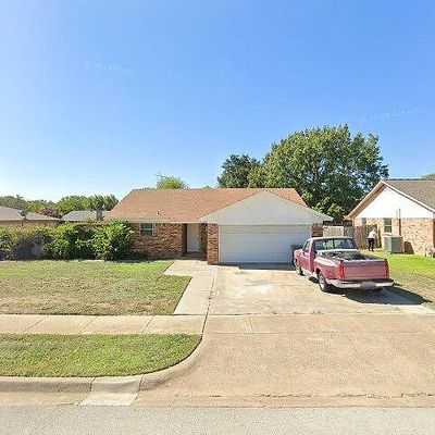 6513 Collard Ct, North Richland Hills, TX 76182