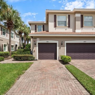 6533 Monterey Point, Naples, FL 34105