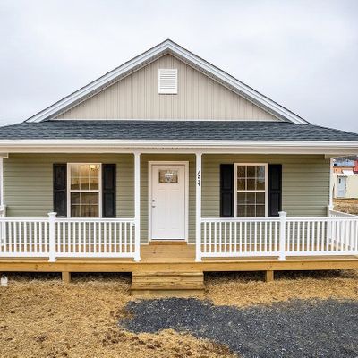 654 S 2 Nd St, Shenandoah, VA 22849