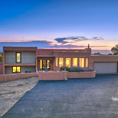 657 Roadrunner Ln Ne, Albuquerque, NM 87122